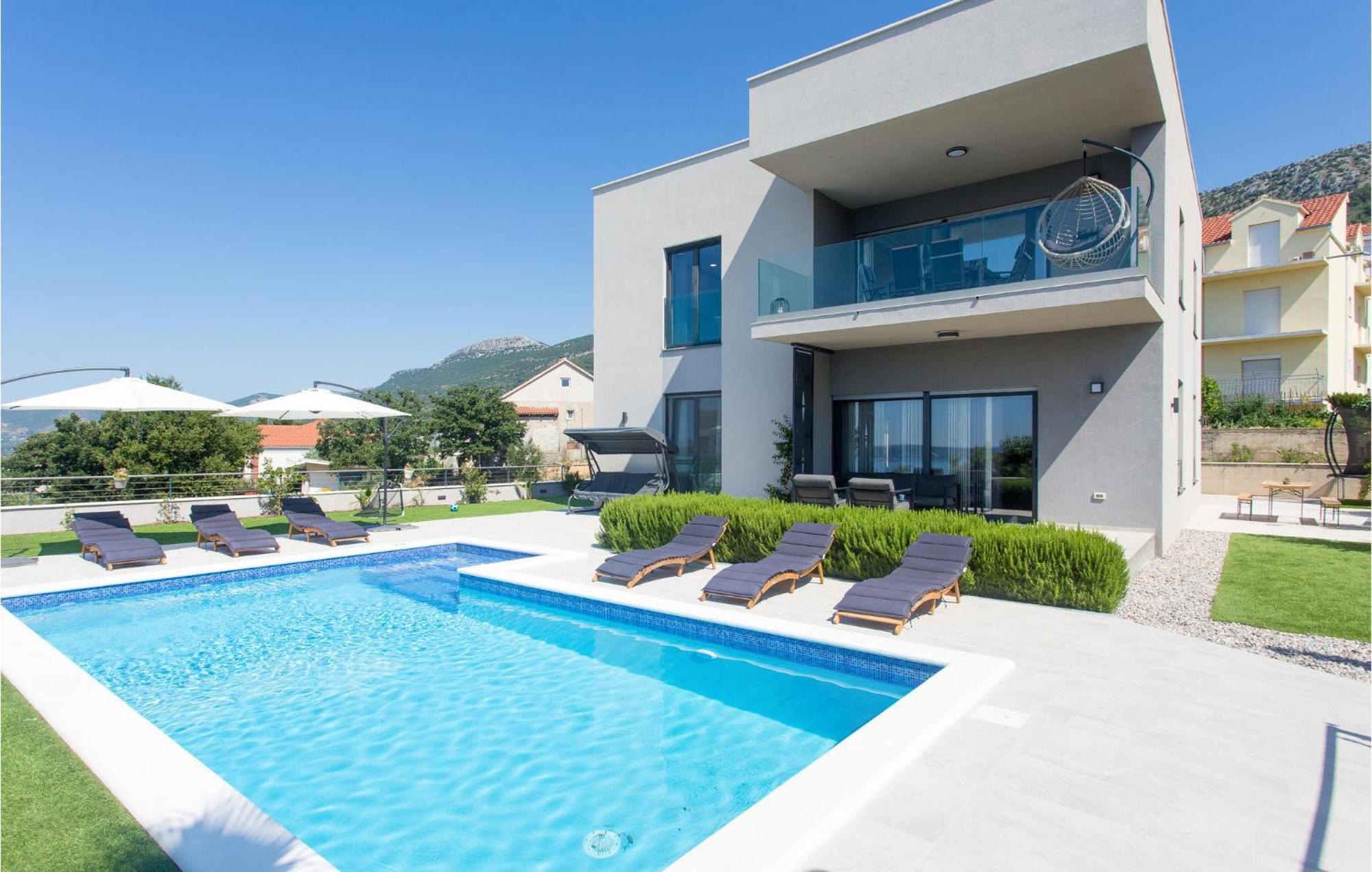 In Kastel Kambelovac With Kitchen Ferienhaus *